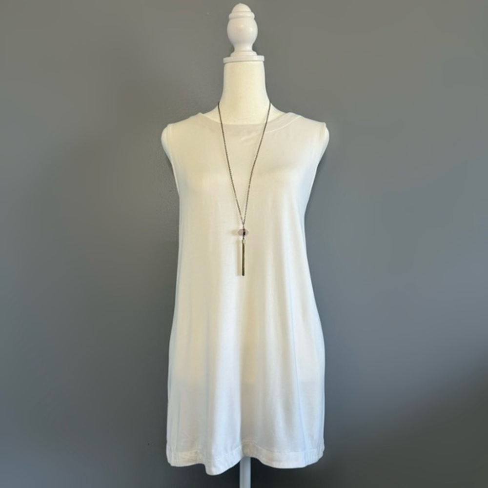 EUC J. Jill Wearever Collection White Tank Size L